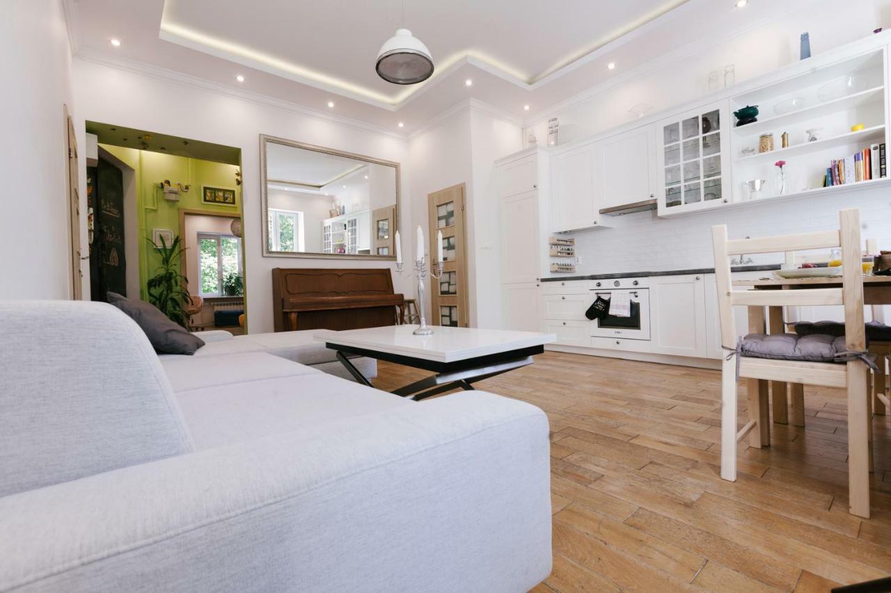 Warsaw Concierge Traveller'S Nest Wspolna Apartment ภายนอก รูปภาพ