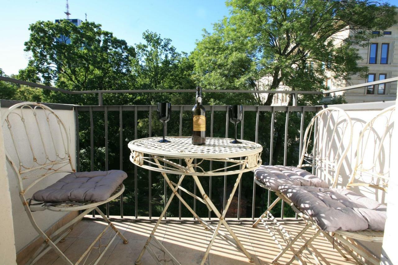 Warsaw Concierge Traveller'S Nest Wspolna Apartment ภายนอก รูปภาพ